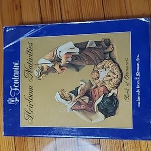 FONTANINI HEIRLOOM NATIVITIES BOOK OF ORNAMENTS EXCLUSIVELY FROM ROMAN, INC.